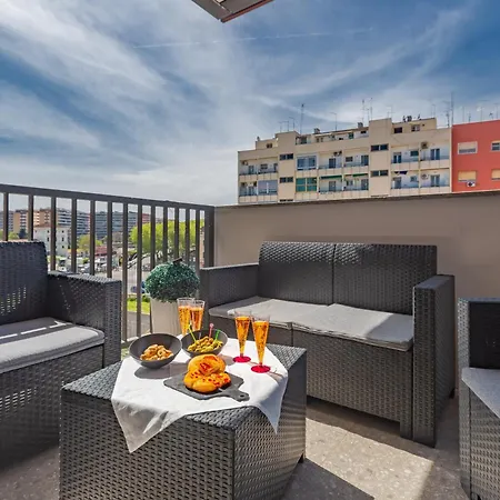 Aurealiving - Trastevere With Rooftop & Gym, Your Place In Appartement