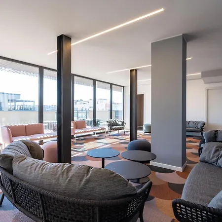 Aurealiving - Trastevere With Rooftop & Gym, Your Place In *